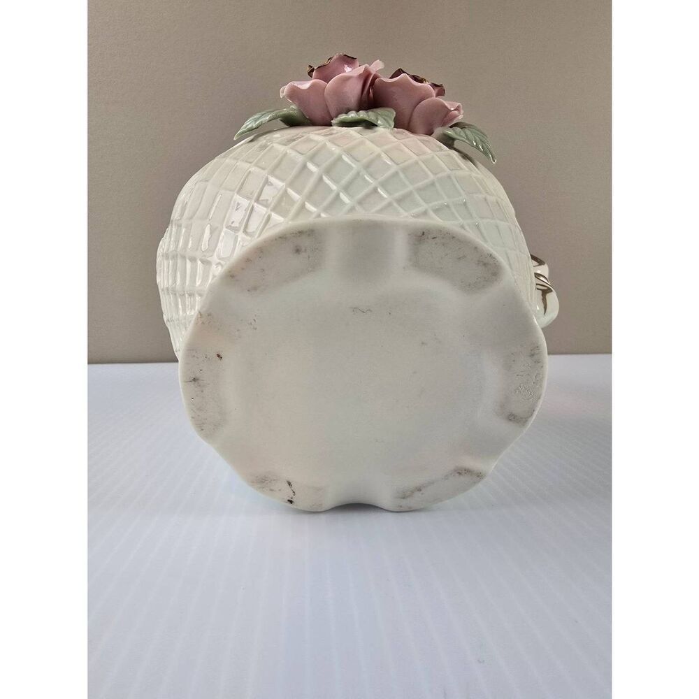 Pitcher Lattice 3D Roses Gold Trim - Picture 8 of 8